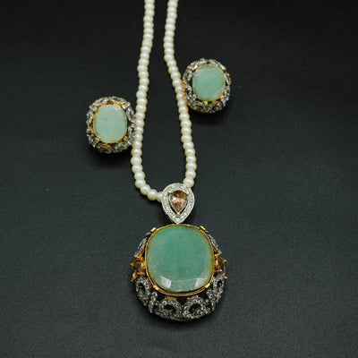 Pearl Necklace with Tortoise Stone Pendant