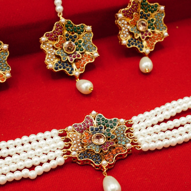 Classic Pearl Choker Set with Mathapatti
