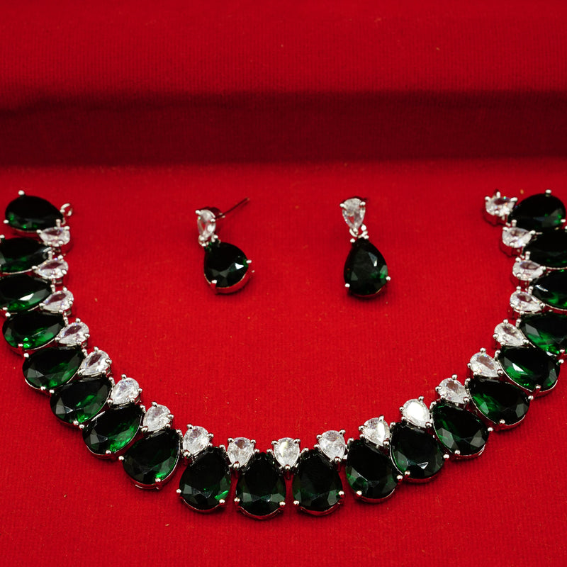 1 carat Green Stone Necklace