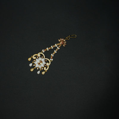 Elegant Gold & Silver bindia with Champagne Stones