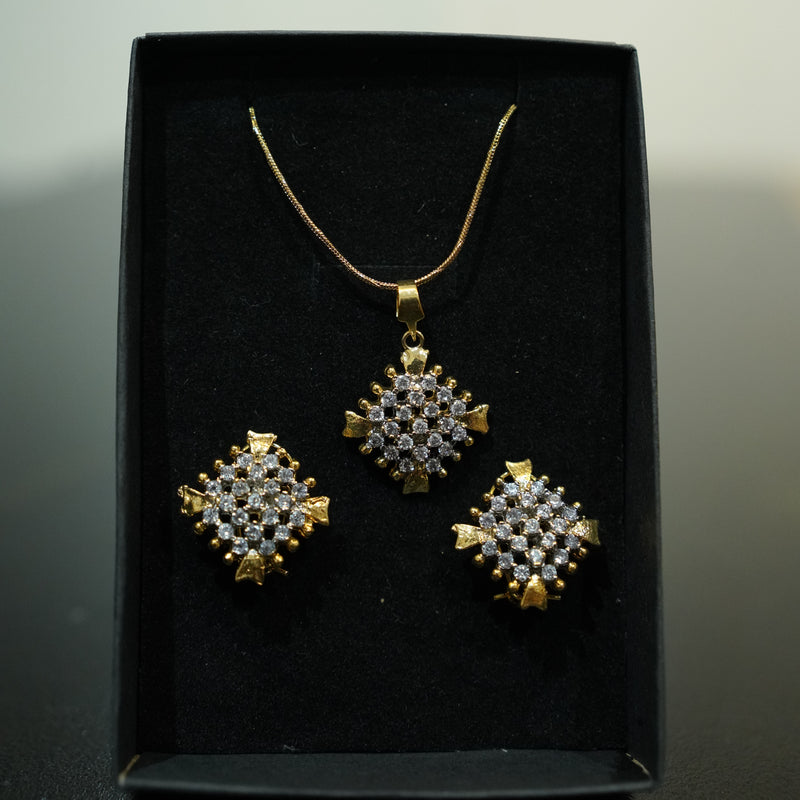 Square Gold & Silver Set