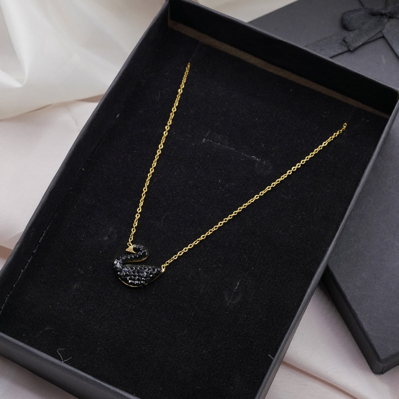 Black Heart Pendant Necklace