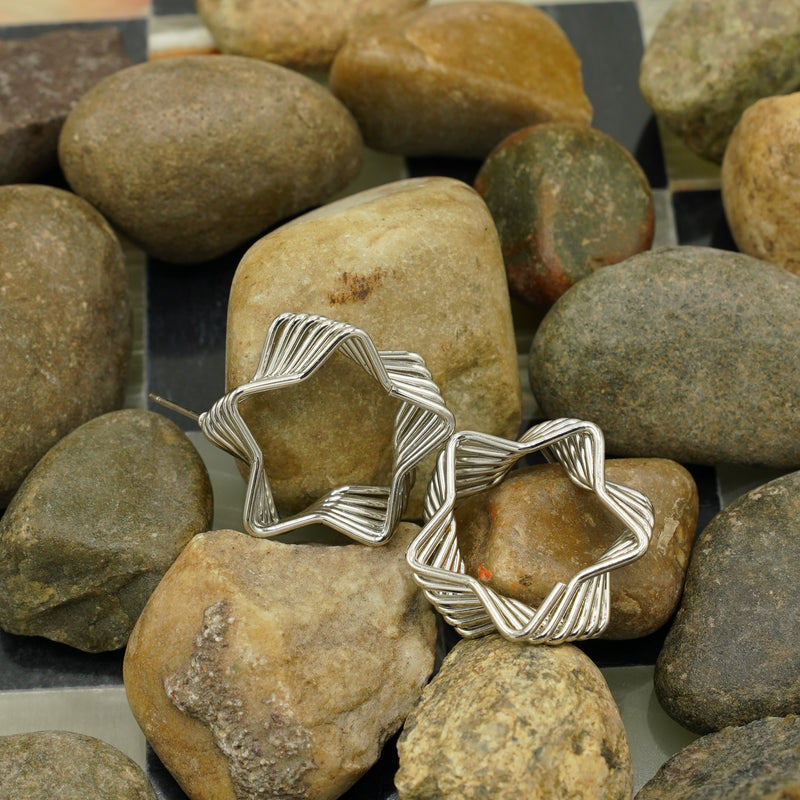 Wire Star Earring
